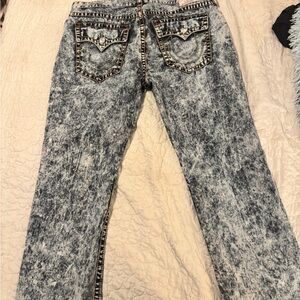 .	Iconic True Religion 44x32 – Thick Stitch, Acid Wash, Streetwear Vibes